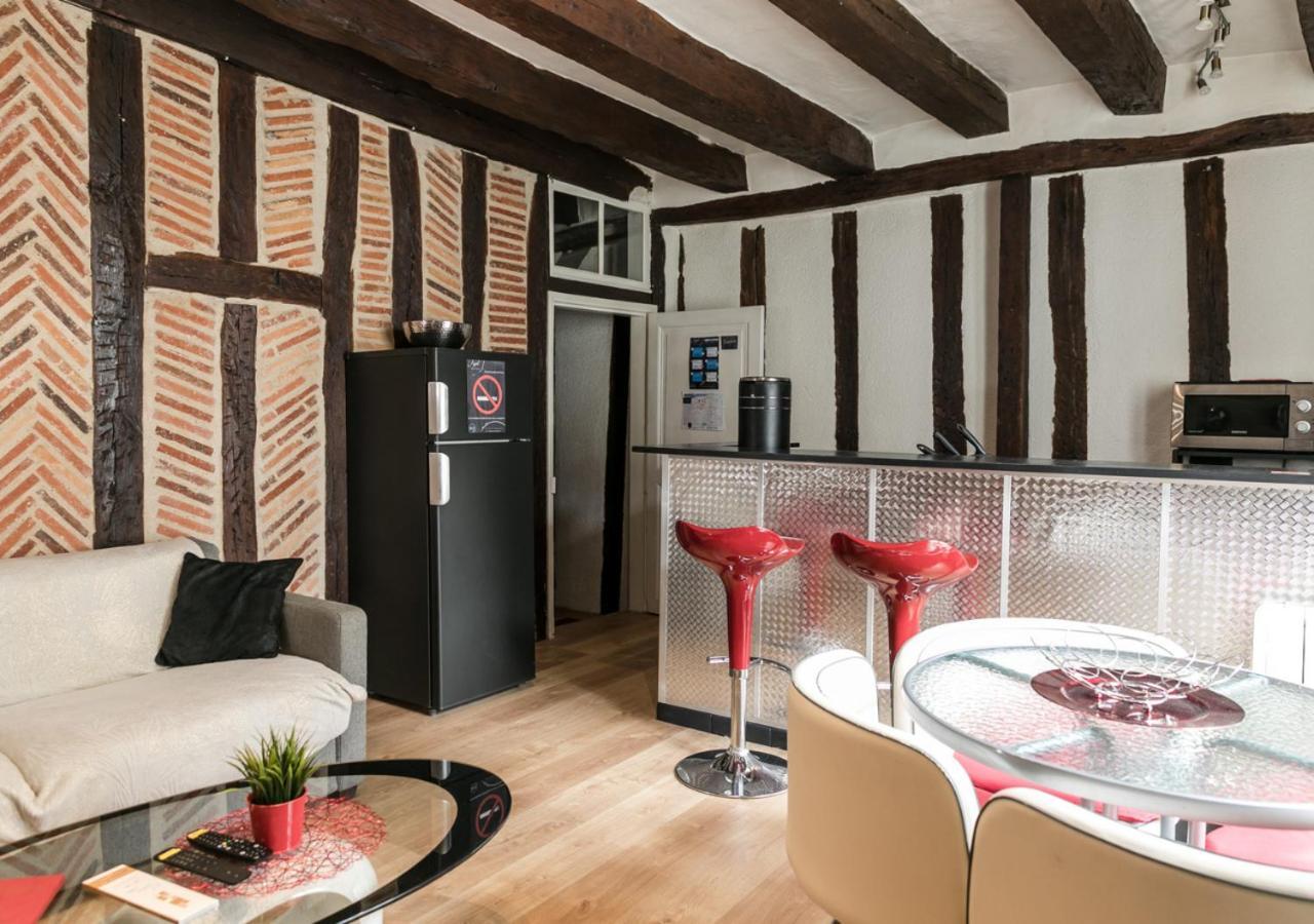 L'Appart - Au Coeur du Vieux Tours - Arrivée Autonome Extérieur photo