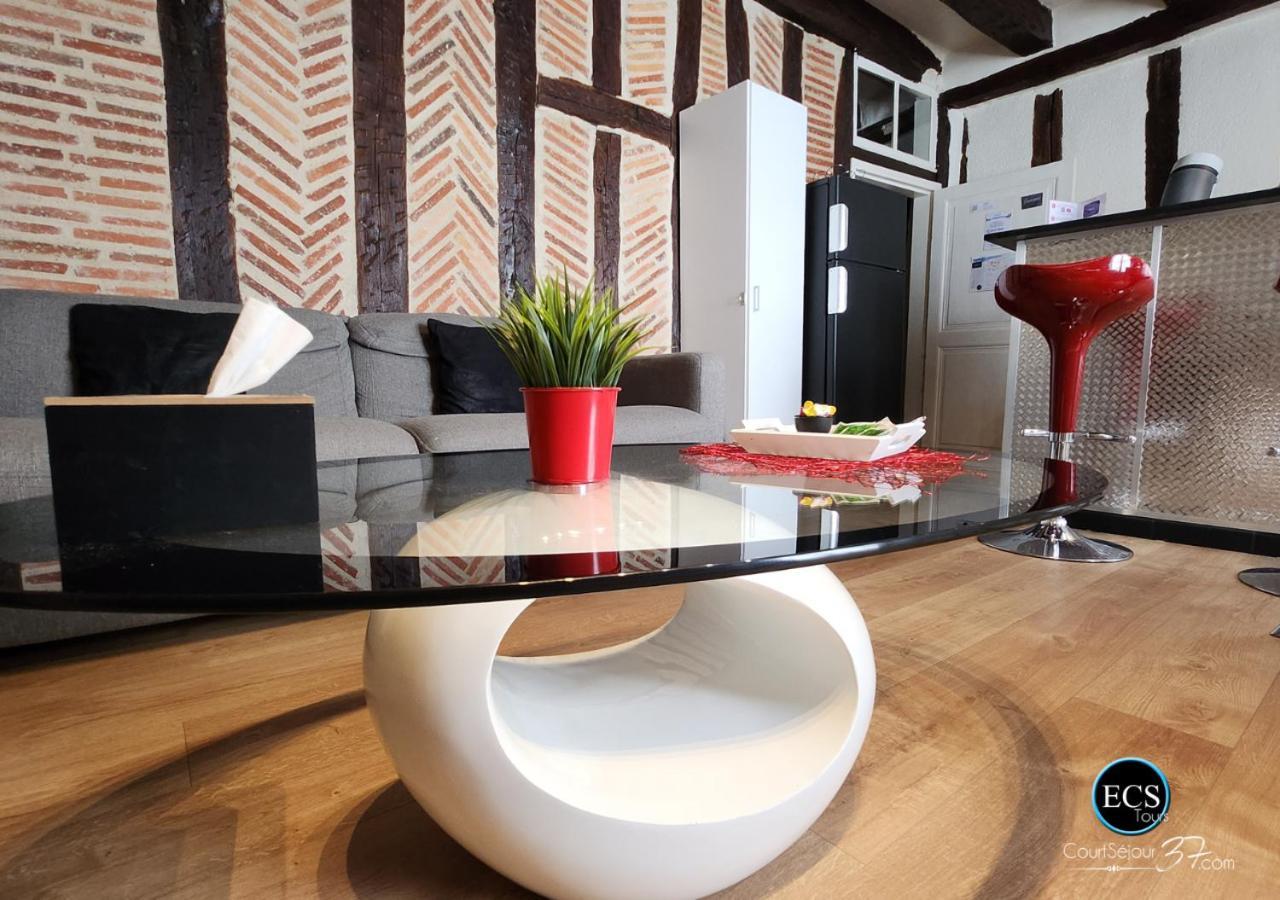 L'Appart - Au Coeur du Vieux Tours - Arrivée Autonome Extérieur photo